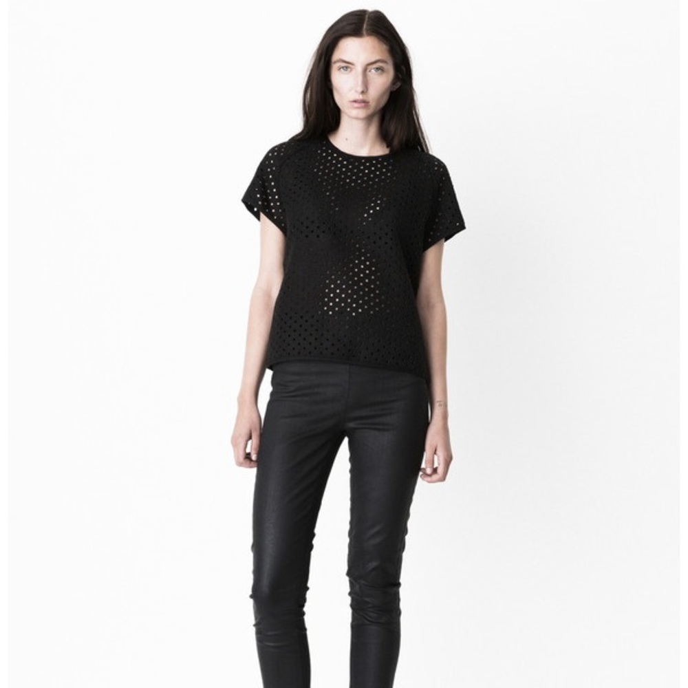 Storm & Marie 40 EU Black Dot Textured Top